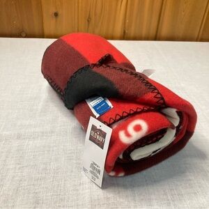 Old Navy "San Francisco, CA 1994” Fleece Blanket Red & Black Plaid 50” x 56” NWT